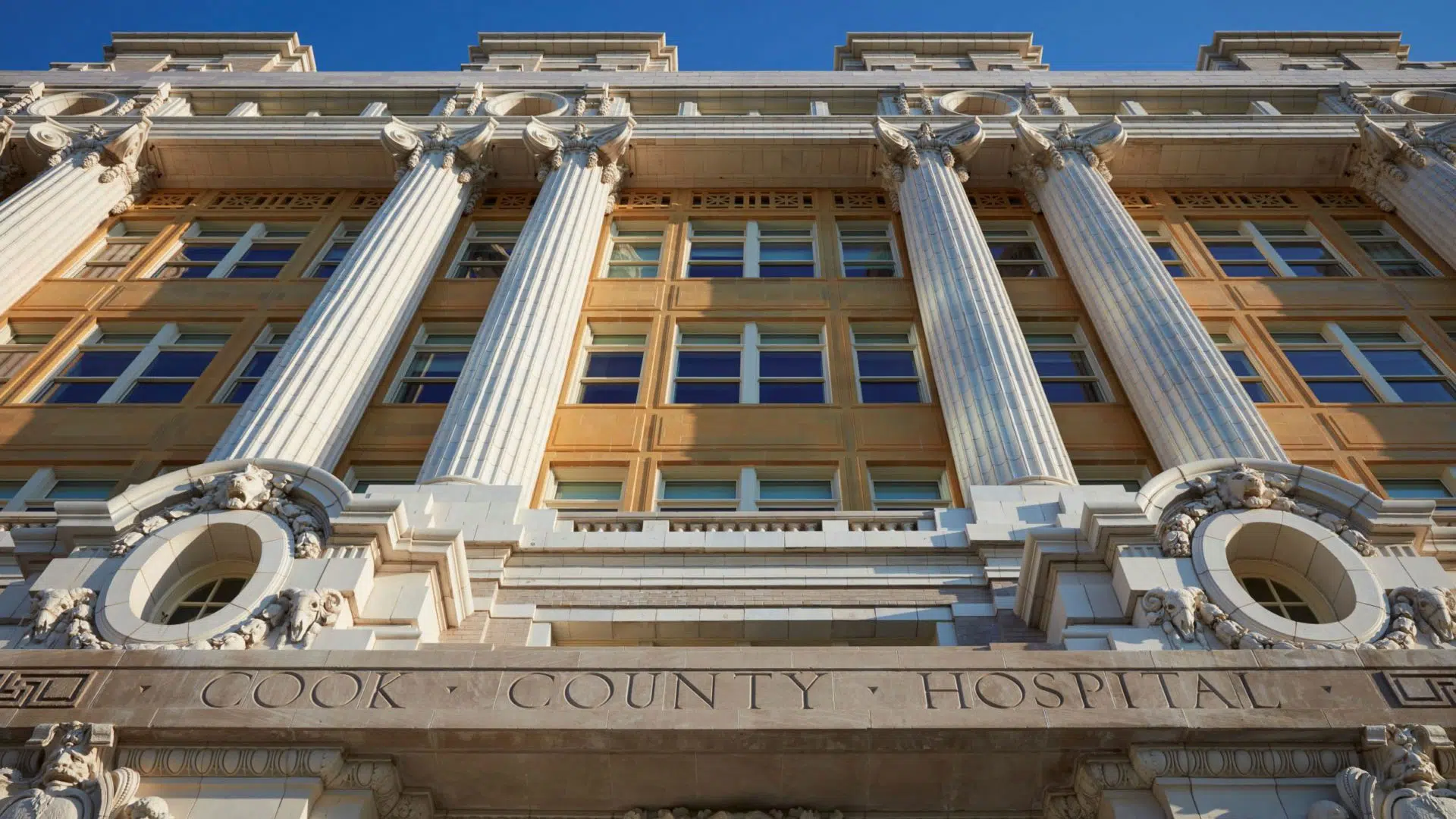 Image of historic Cook County Hospital in Chicago, Illinois